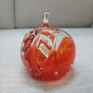 St. Clair Vibrant Red Glass Apple Paperweight Hand Made‎